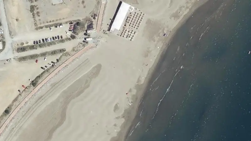 Vue aérienne : Plage des Chalets