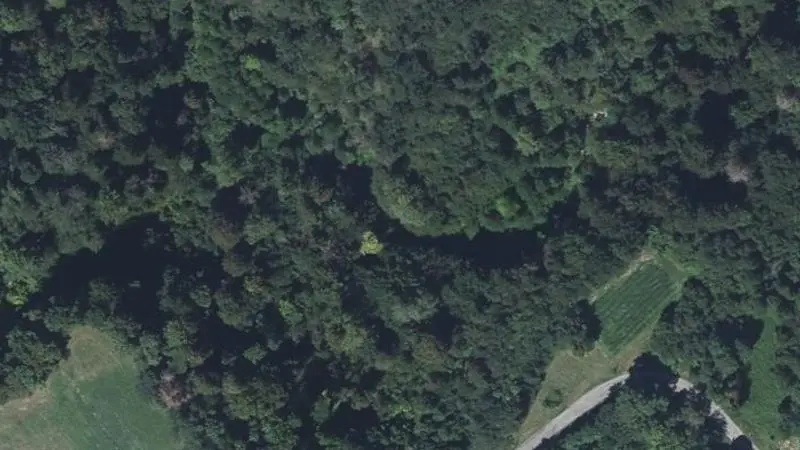 Vue aérienne : Baignade de l'Ainan