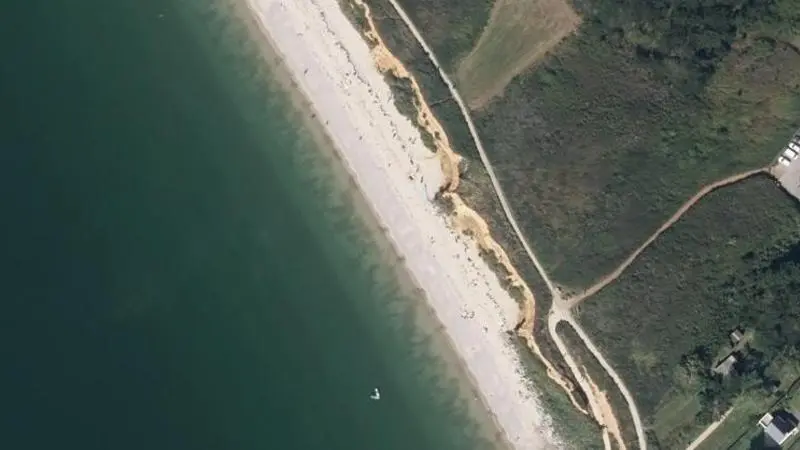Vue aérienne : Plage de la Source
