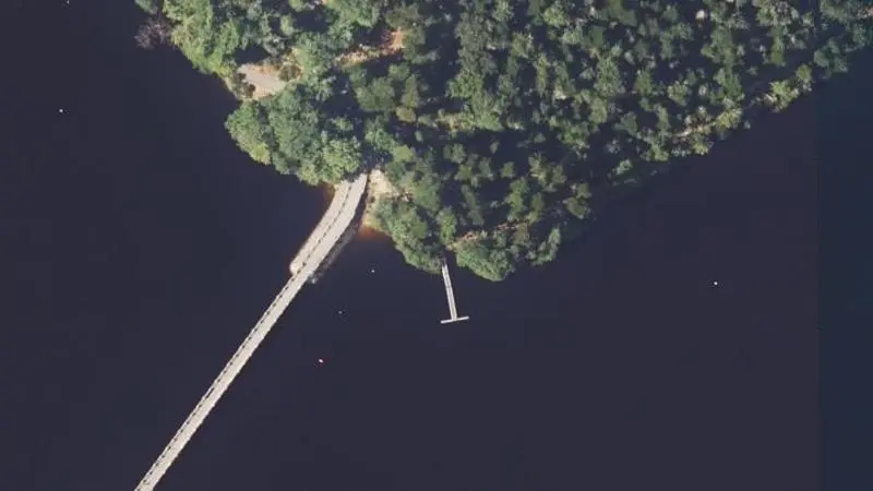 Vue aérienne : Plage du lac de Vassivière