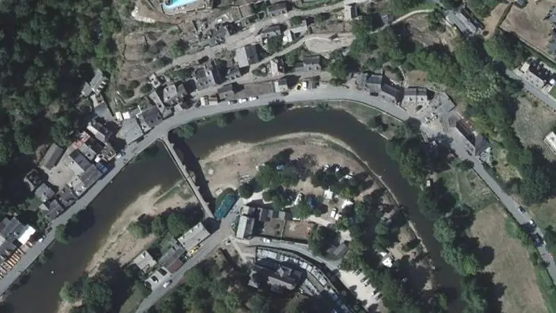 Vue aérienne : Camping Municipal de Belcastel