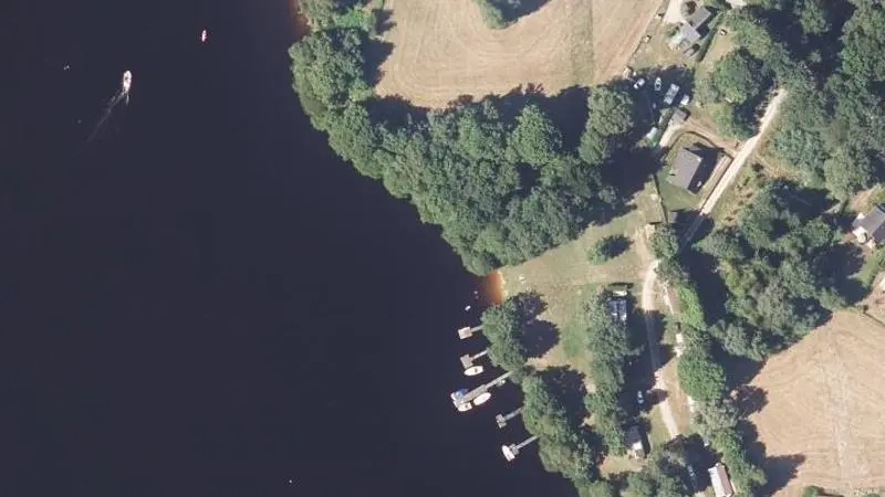 Vue aérienne : Plage du lac de Vassivière