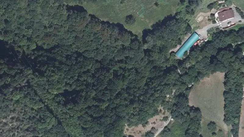 Vue aérienne : Baignade du ruisseau d'Alloix