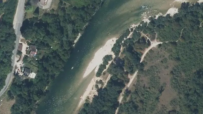 Vue aérienne : Plage de l'Ain