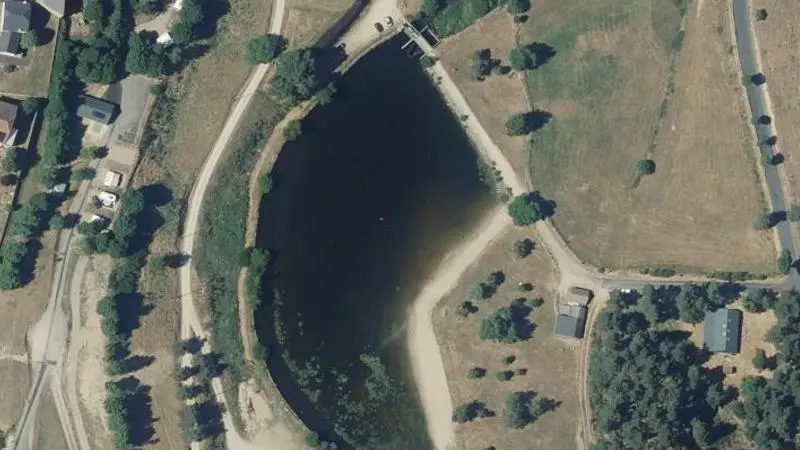 Vue aérienne : Plan d'eau de Grandrieu