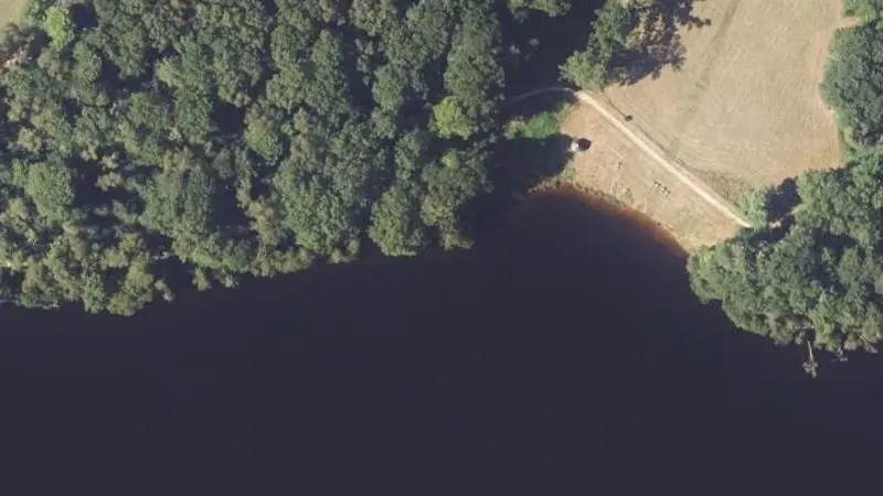 Vue aérienne : Plage du lac de Vassivière