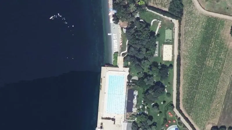 Vue aérienne : Thonon Centre Nautique