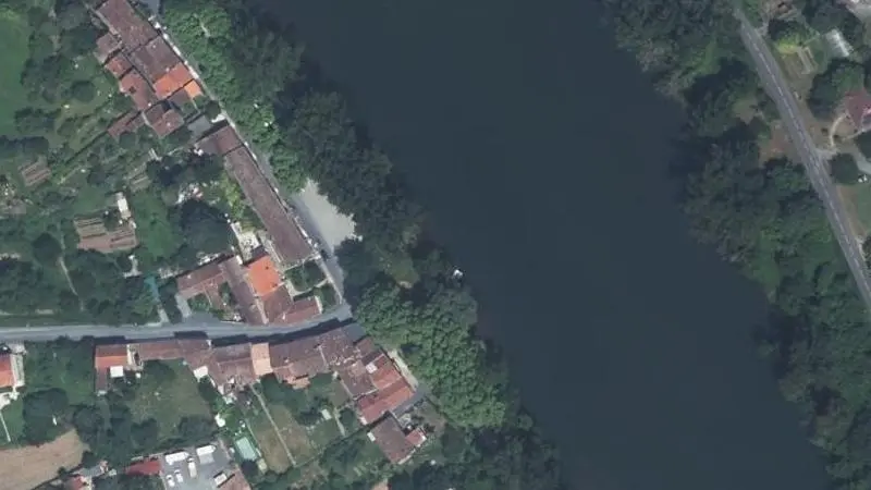 Vue aérienne : BAIGNADE DES AVALATS Lo Capial