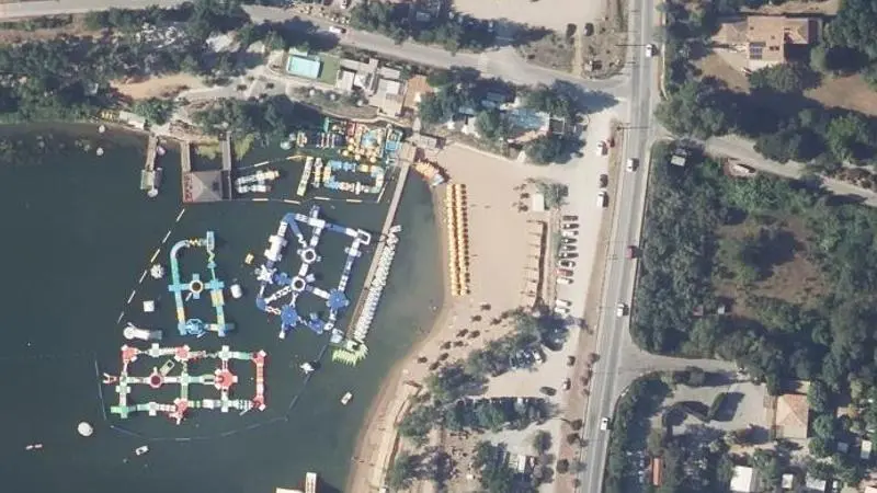 Vue aérienne : Plage Lac d'Arena (sablieres)