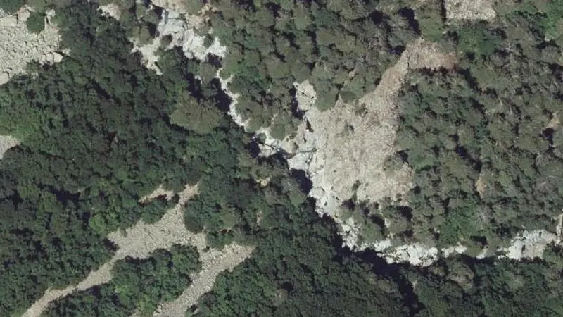 Vue aérienne : Baignade de l'Agnone