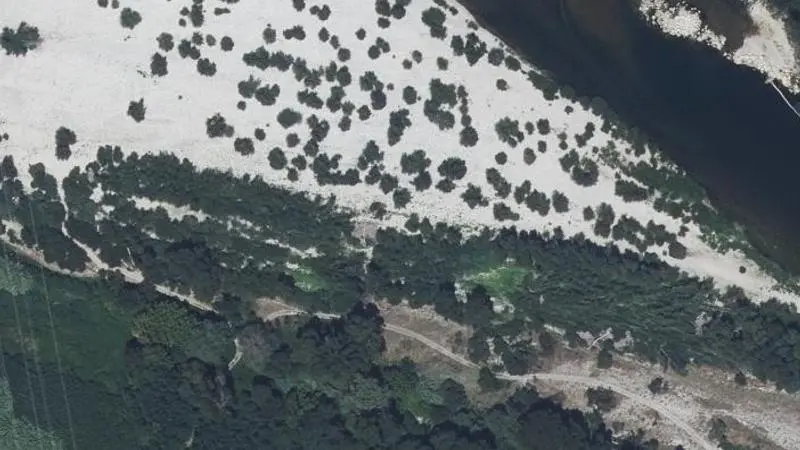 Vue aérienne : Plage de Valat d'Aiguèze