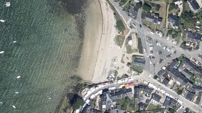 Vue aérienne : Port Lenn