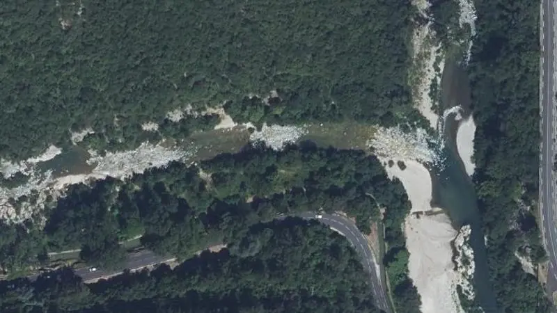Vue aérienne : Vis-Les Cascades