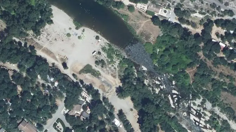 Vue aérienne : Le Chassezac a la Plage de Chaulet