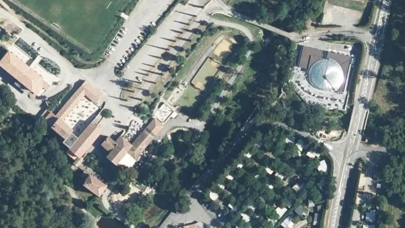 Vue aérienne : La Ligne au Camping les Ranchisses