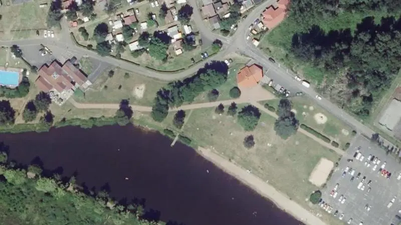 Vue aérienne : Etang de la Base de Plein Air du Ramstein