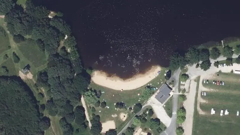 Vue aérienne : Plan d'eau de Bussiere-Galant