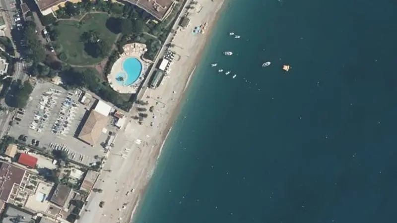 Vue aérienne : CENTRE NAUTIQUE (ex poste de secours n°1)