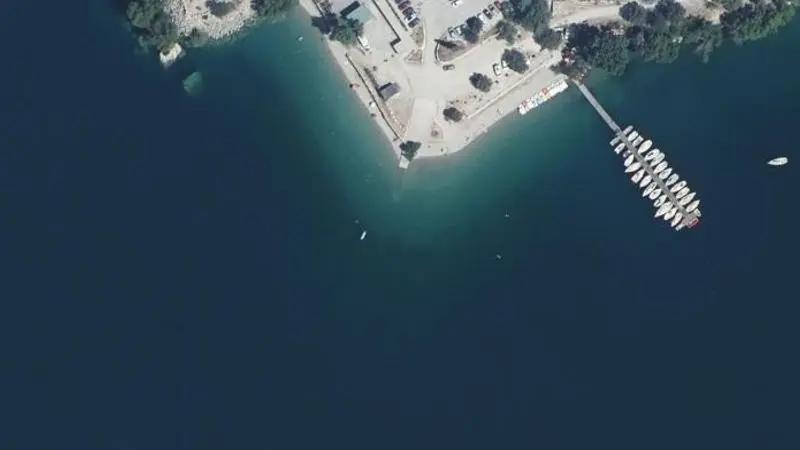 Vue aérienne : Plage de Bauduen