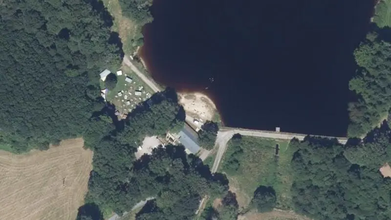 Vue aérienne : Baignade de l'étang de Masmangeas