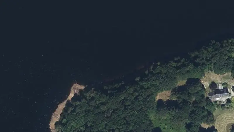 Vue aérienne : Baignade centre Nautique de Lastioules