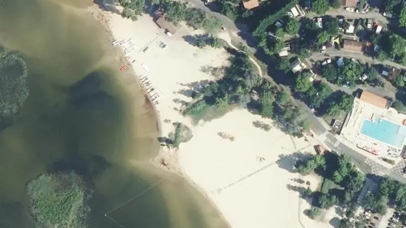 Vue aérienne : Plage du lac de Biscarrosse et de Parentis
