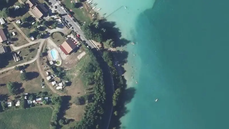 Vue aérienne : Plage du lac de Paladru
