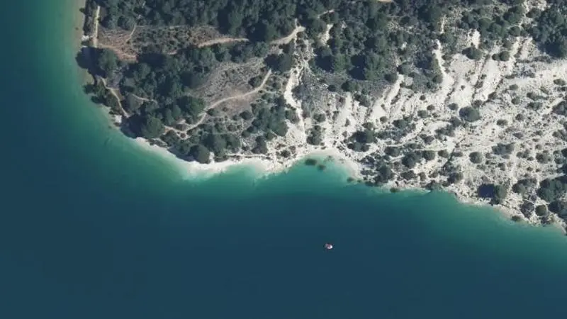Vue aérienne : Plage du lac de Sainte-Croix
