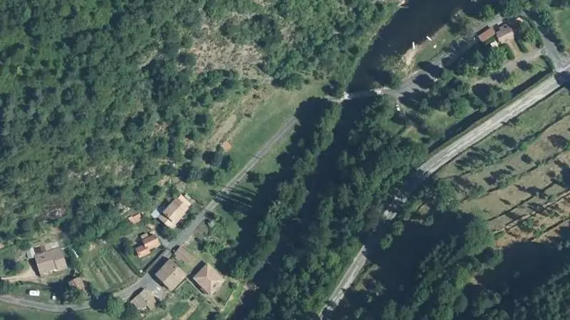Vue aérienne : La Dorne a la Plage de la Gandole