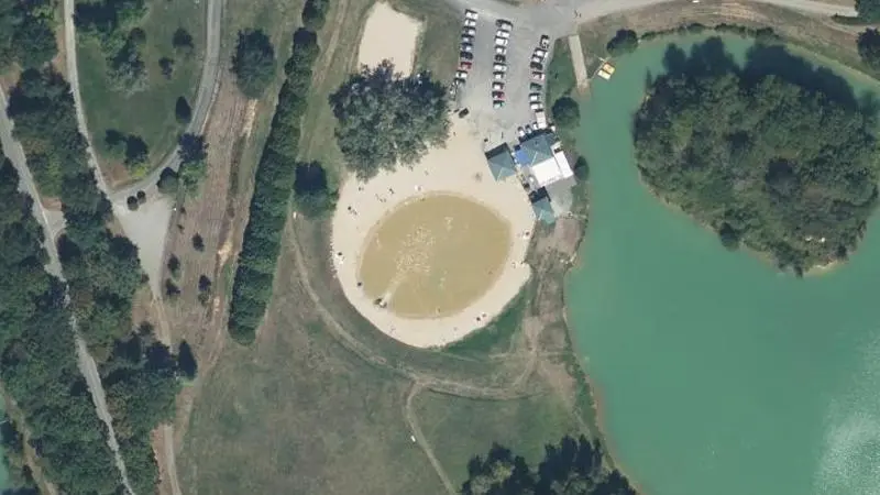 Vue aérienne : Baignade de Terres-de-Haute-Charente
