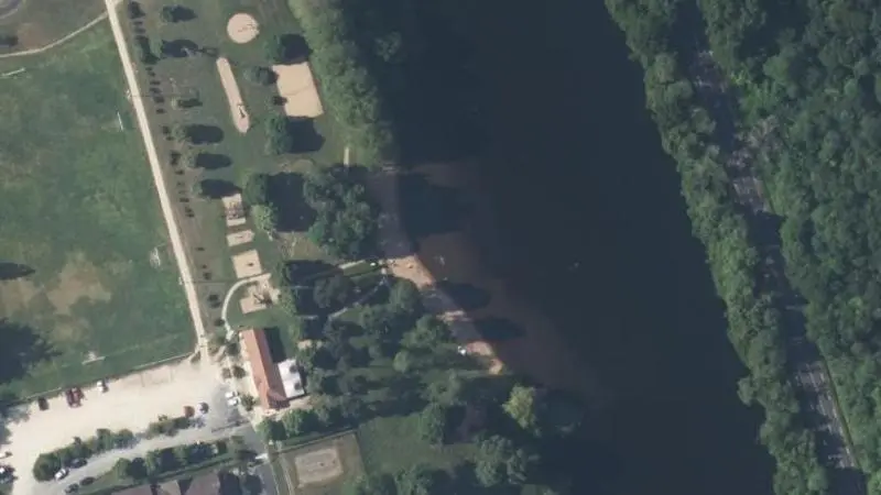 Vue aérienne : Plage de Bonneuil-Matours