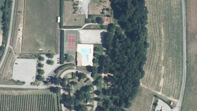 Vue aérienne : Baignade du ruisseau d'Ozon