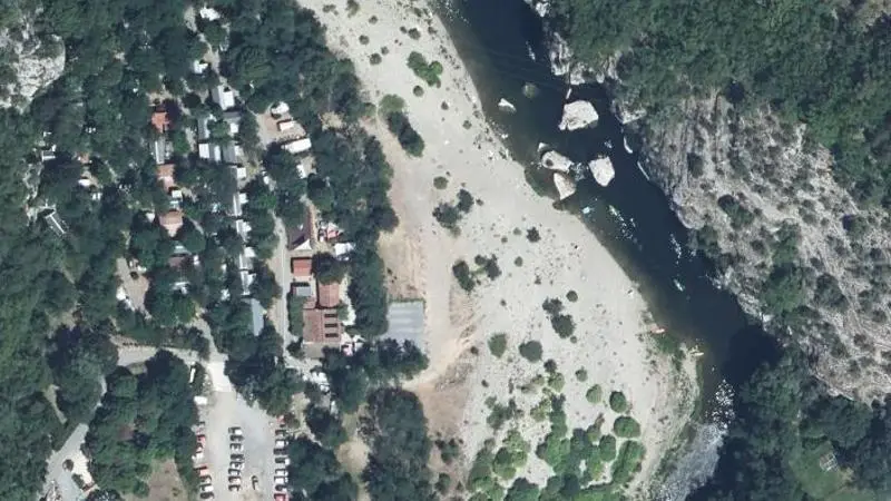Vue aérienne : Plage du Chassezac