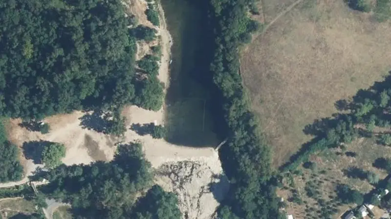 Vue aérienne : La Beaume a la Plage du Petit Rocher