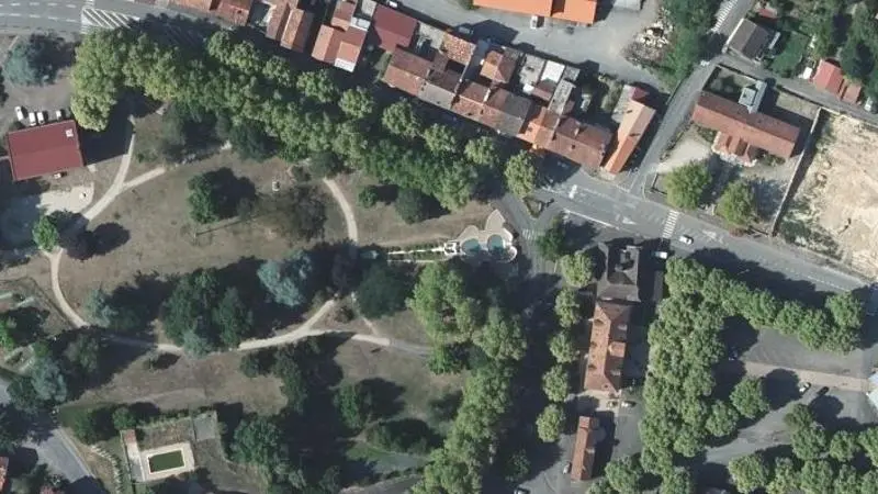 Vue aérienne : Baignade de l'Enne