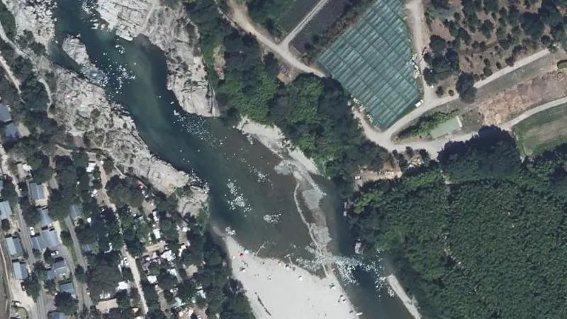 Vue aérienne : Baignade du Gardon