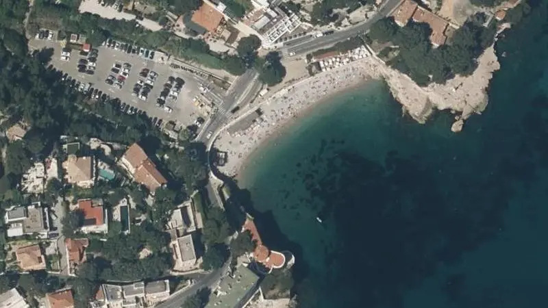 Vue aérienne : Bestouan