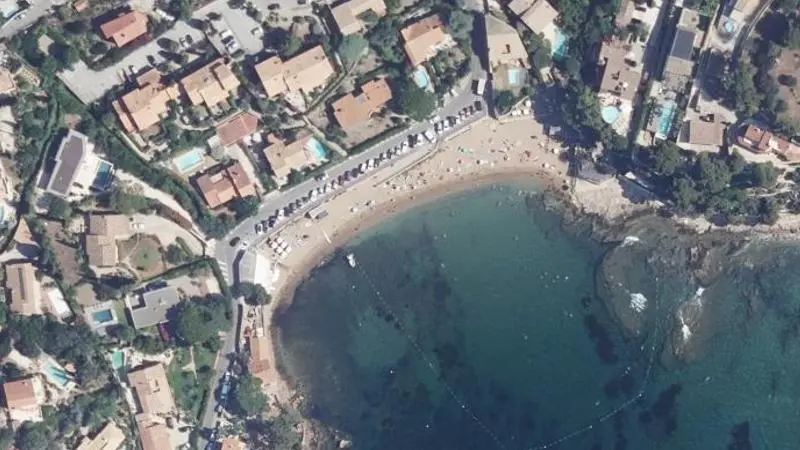Vue aérienne : Plage le Pradon Centre