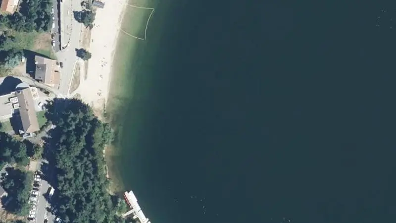 Vue aérienne : Le Lac d'Issarles