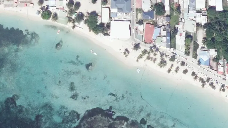 Vue aérienne : Plage du Bourg