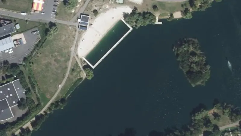 Vue aérienne : Etang de Berlange (woippy Plage)