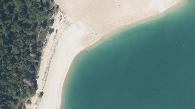 Vue aérienne : Bellecin - Lac de Vouglans
