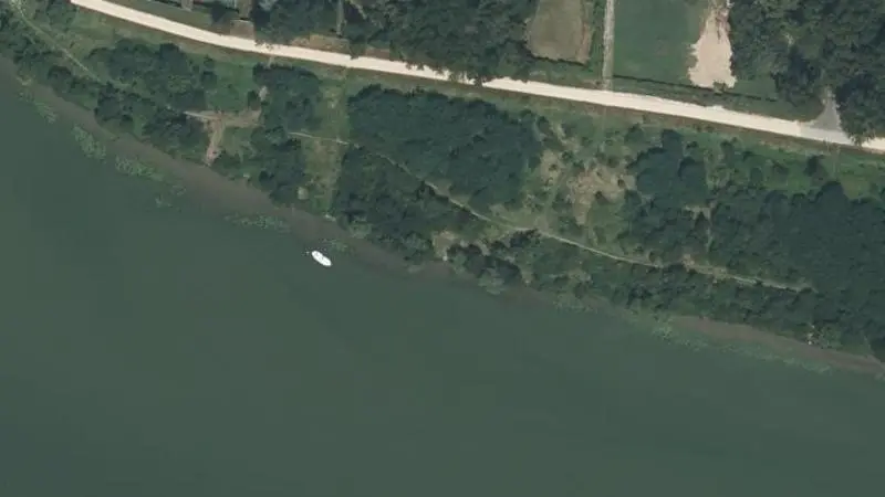 Vue aérienne : Plage de la Saône