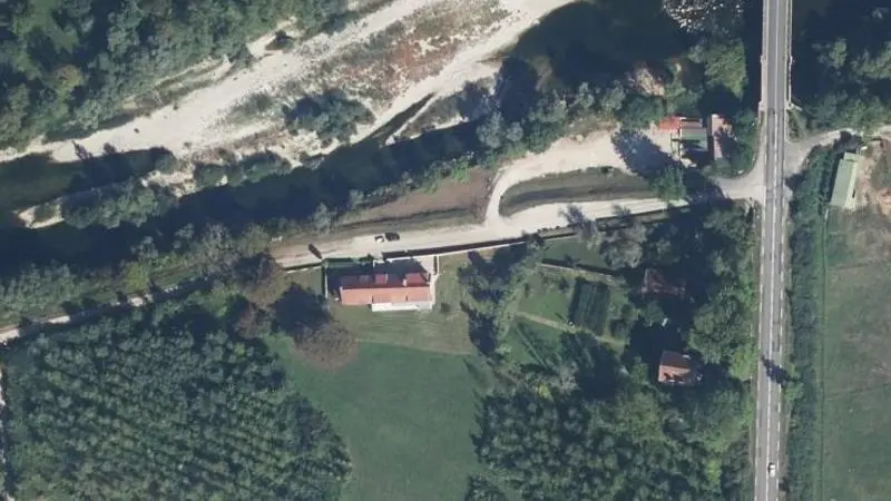 Vue aérienne : La Loue au Pont de Parcey