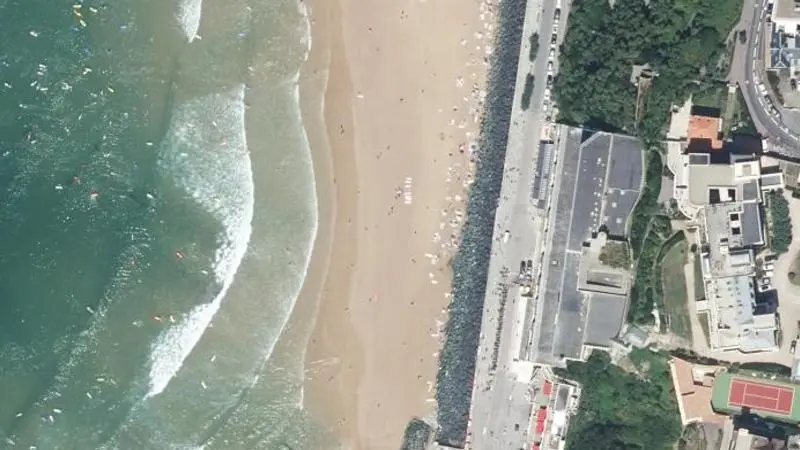 Vue aérienne : Cote des Basques