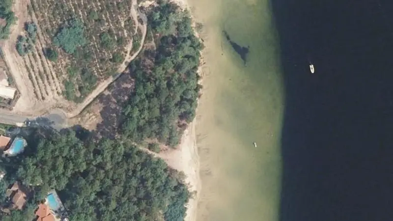 Vue aérienne : Plage du lac de Cazaux et Sanguinet