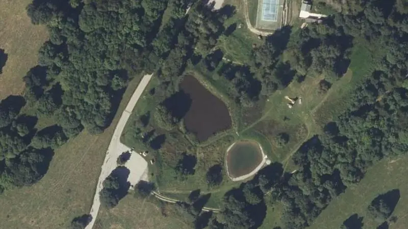 Vue aérienne : Plan d'eau d'Albiez le Jeune