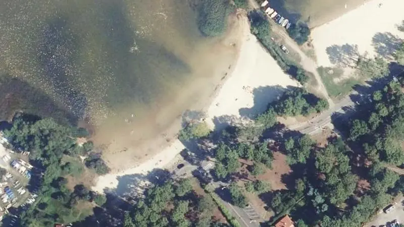 Vue aérienne : Plage du lac de Cazaux et Sanguinet