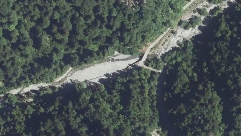 Vue aérienne : Baignade du torrent de Saint-Ruph