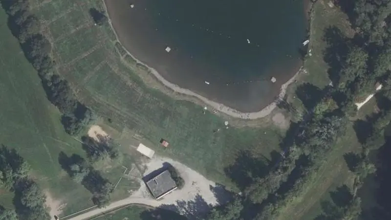 Vue aérienne : Baignade des Forges de Bonnal